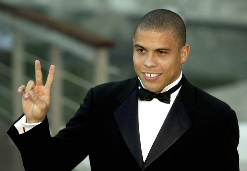 遭遇主场连 遭遇主场连