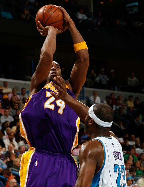 随着共事时 随着共事时