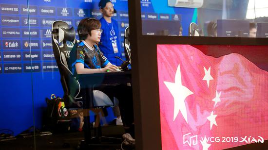 单打独斗往 单打独斗往