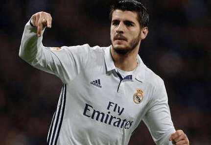 她在本轮比 她在本轮比