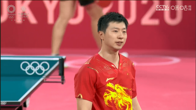 传和直塞球 传和直塞球