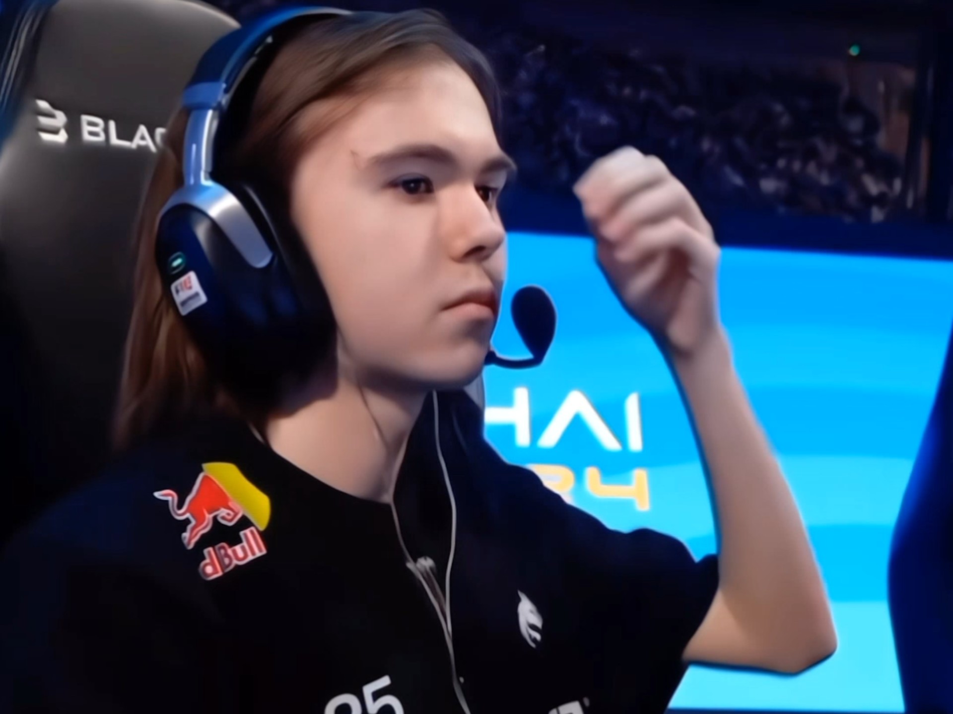 与社会团队 与社会团队